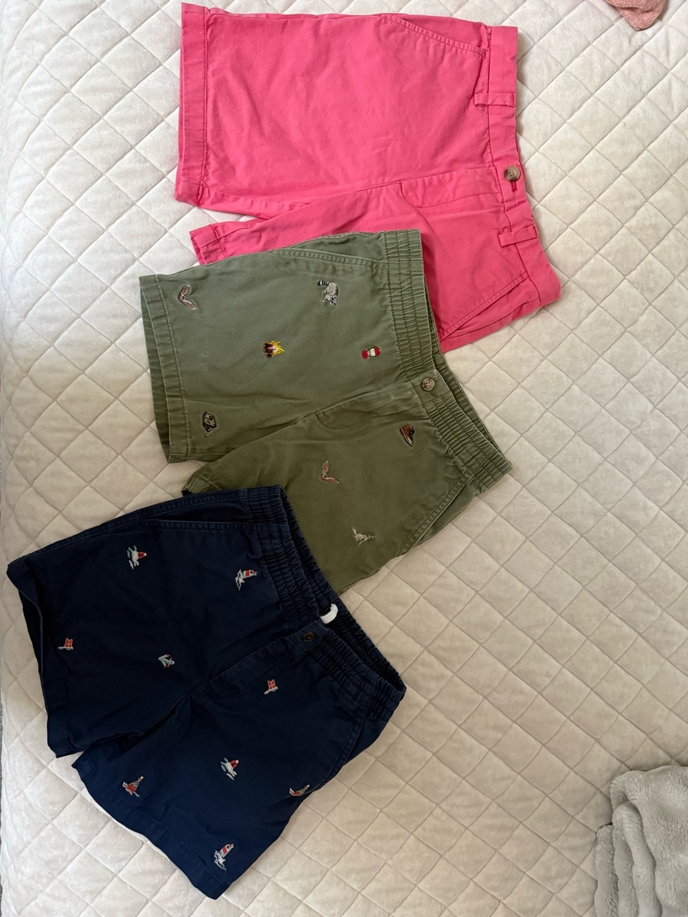 Boys Pink, Olive, and Navy Casual Shorts Trio
Polo Ralph Loren and Vine yard
